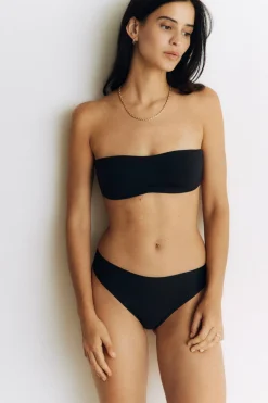 Bandeau z elastycznymi fiszbinami i odpinanymi ramiączkami