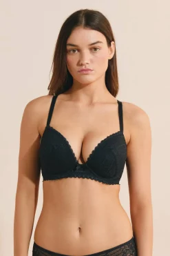 Biustonosz nr 5 - Cienkie, głęboko opadające miseczki