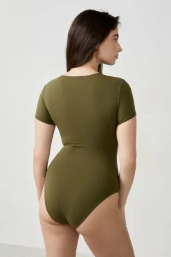 Body z krótkim rękawem z mikrofibry