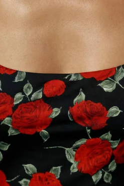 Jednoczęściowy kostium kąpielowy w kwiatowy wzór