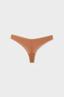 Stringi z tiulu