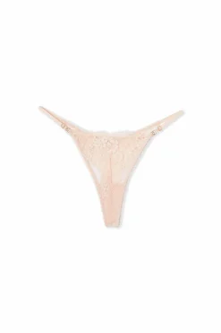 String z koronki