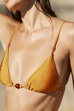 Trójkątna góra od bikini z perles